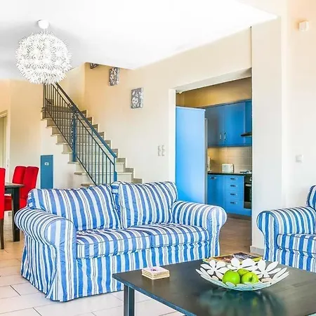 Villa Ratzakli Sleeps 6 Pool Air Con Wifi Ratzaklion