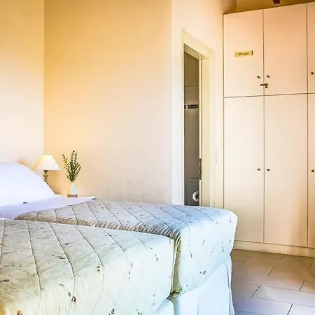 Ratzakli Sleeps 6 Pool Air Con Wifi Ratzaklion